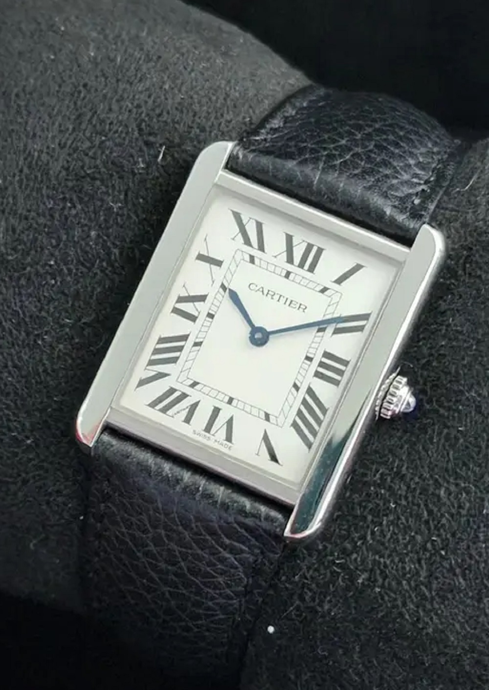 Tìm hiểu những cỗ máy tiêu biểu của đồng hồ Cartier Tank huyền thoại